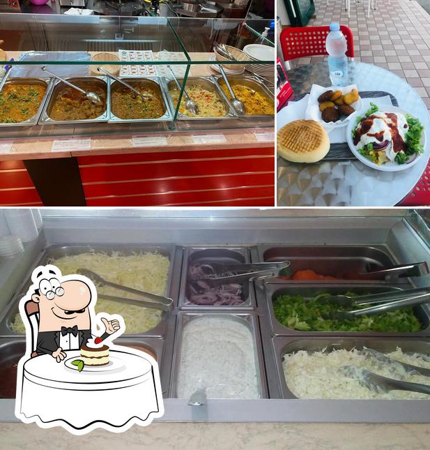 Green Chilli Kebab & Fast Food serve un'ampia varietà di dolci
