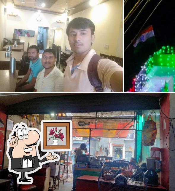 The interior of Eat On Way
