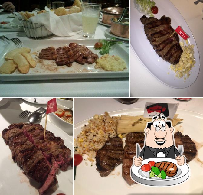 Dinho's provê pratos de carne