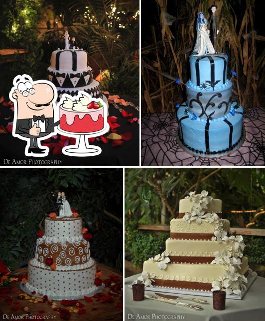 Fleur De Lis Cakes, 1219 E Glendale Ave in Phoenix Restaurant menu and reviews