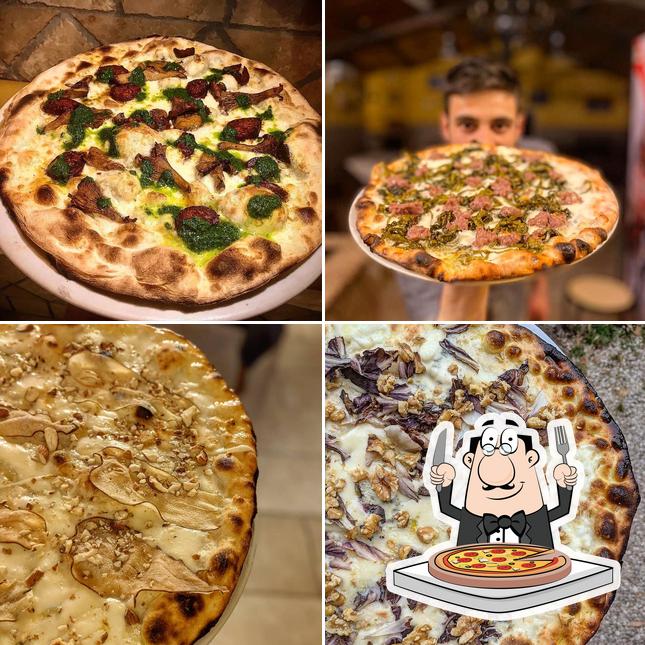 A Pizzeria - Circolo Ippico Tor San Giovanni, puoi goderti una bella pizza