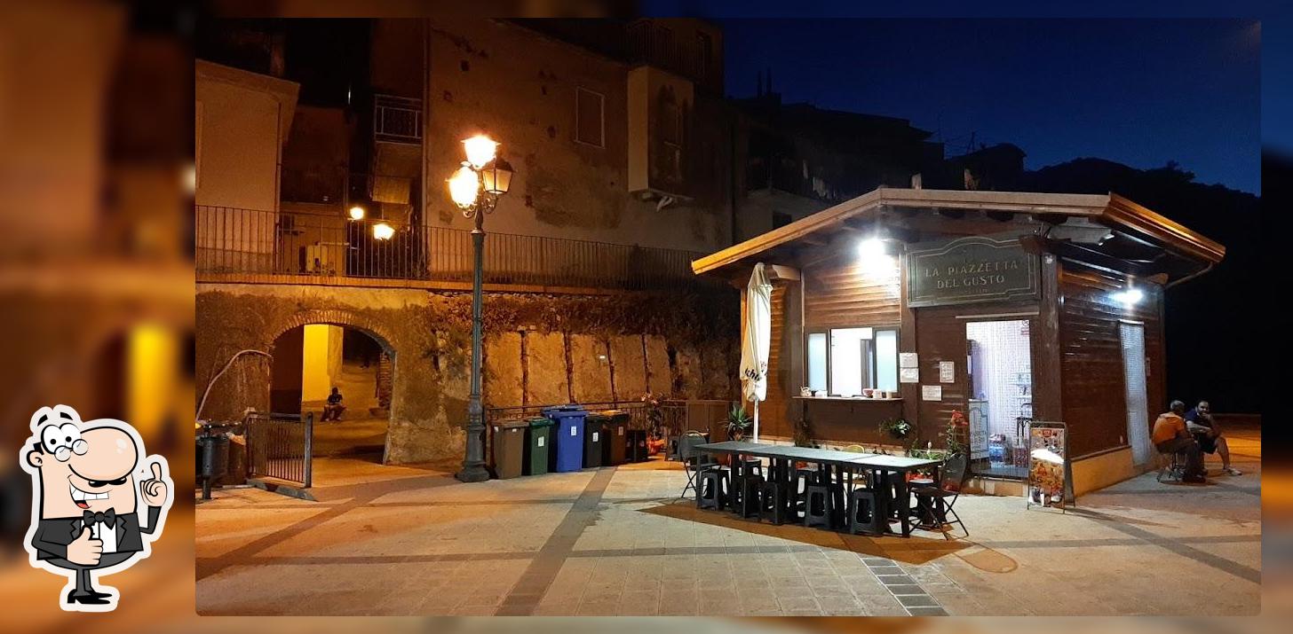 La piazzetta del gusto