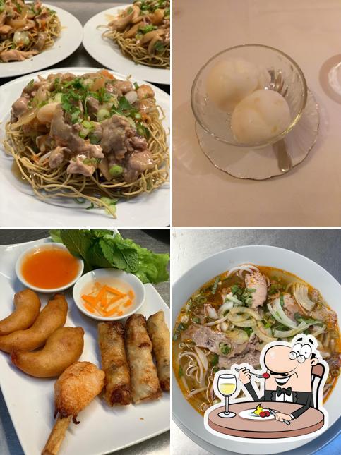 Restaurant Que Huong