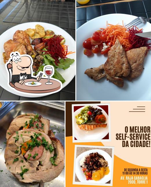 Comida em Restaurante Meritíssimo