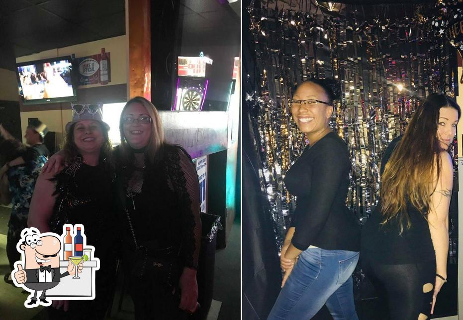 Sportscasters Bar & Grill in Largo Restaurant menu and reviews