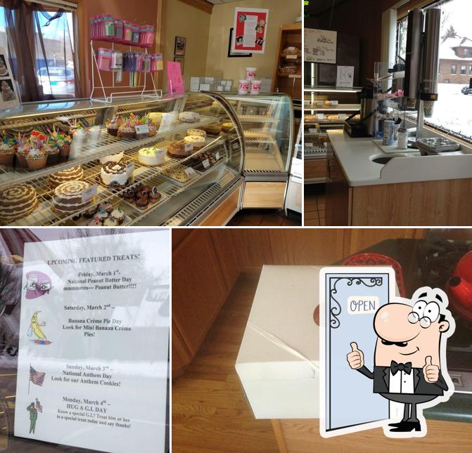 Herb's Bakery Inc in Elgin Restaurant menu and reviews