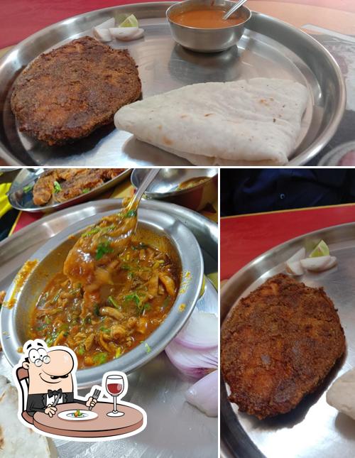 Food at Shinde Upahar Gruha