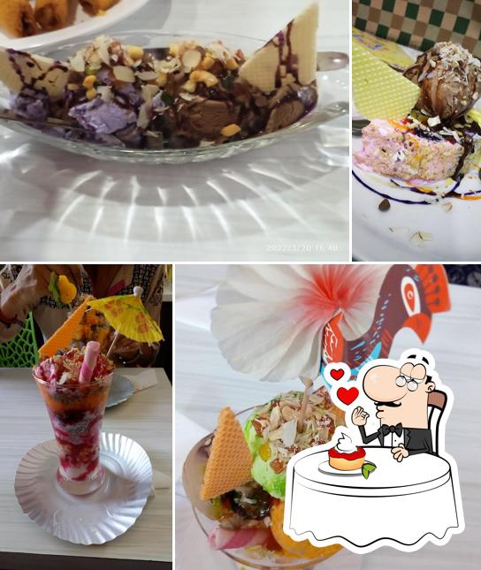ICE ZONE serves a selection of sweet dishes