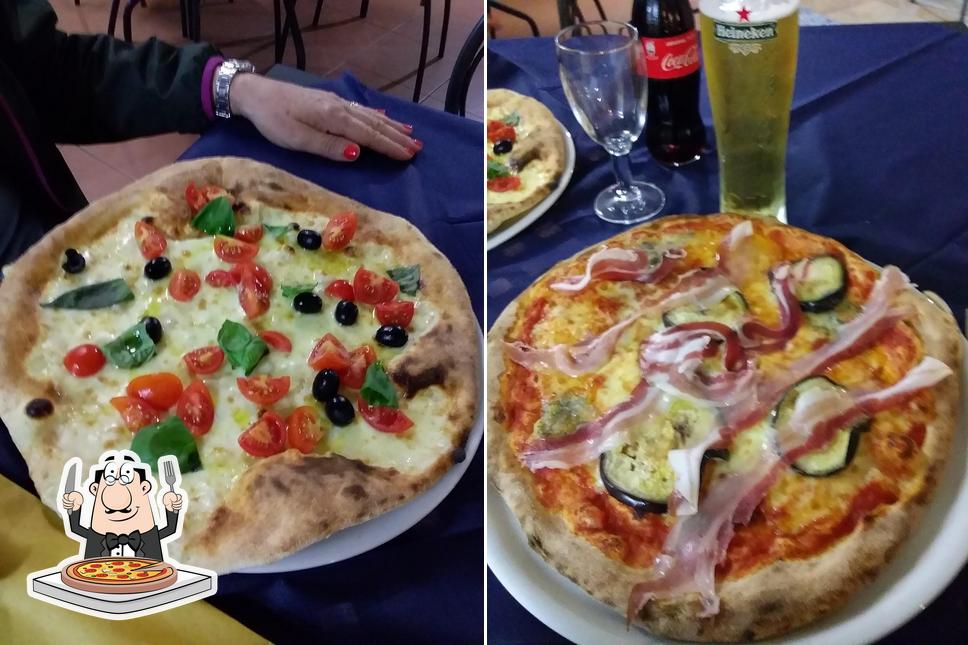 Ordina una pizza a Café Zanzibar