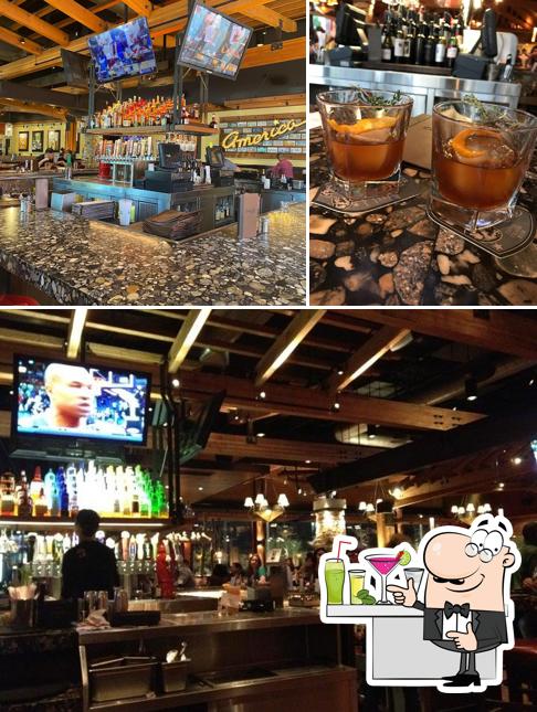 Here's a photo of Lazy Dog Restaurant & Bar