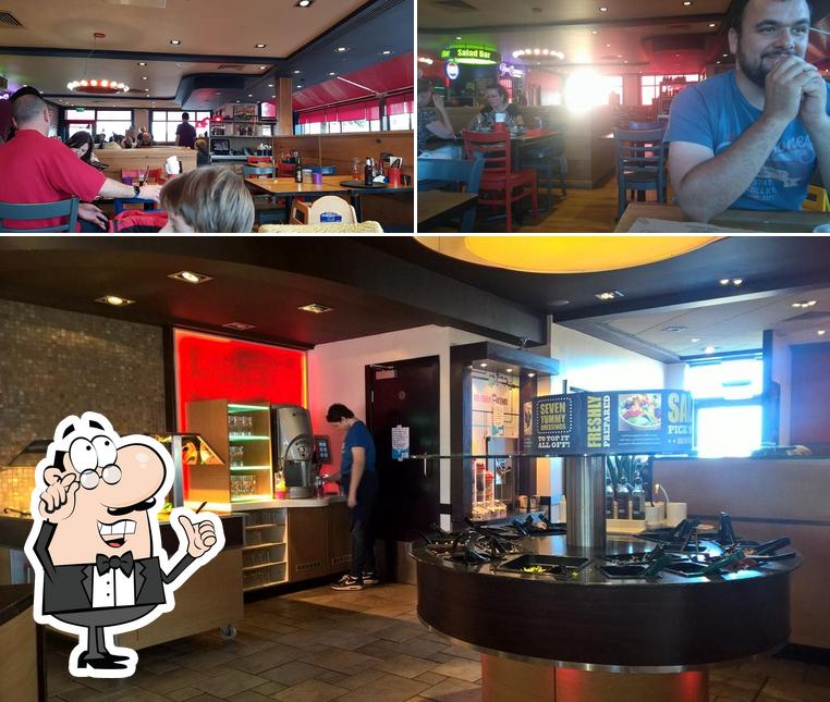 Pizza Hut, Unit 1B, hardwick retail park, Campbell's Mdw in King's Lynn