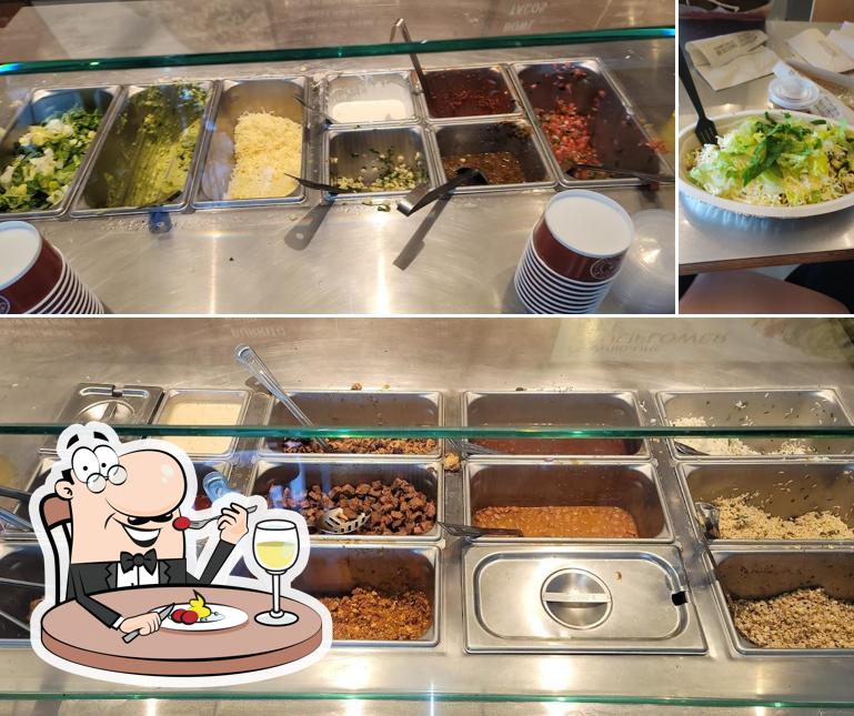 Chipotle Mexican Grill, 17202 Bulverde Rd in San Antonio Restaurant