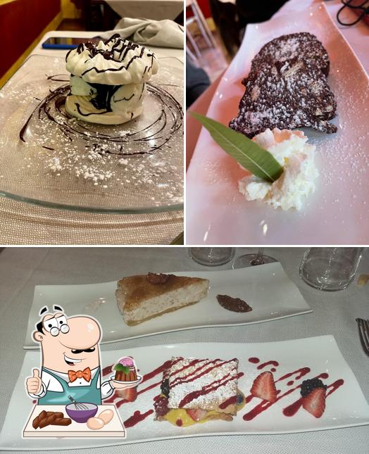 I Malpensanti del Trieste provides a variety of sweet dishes