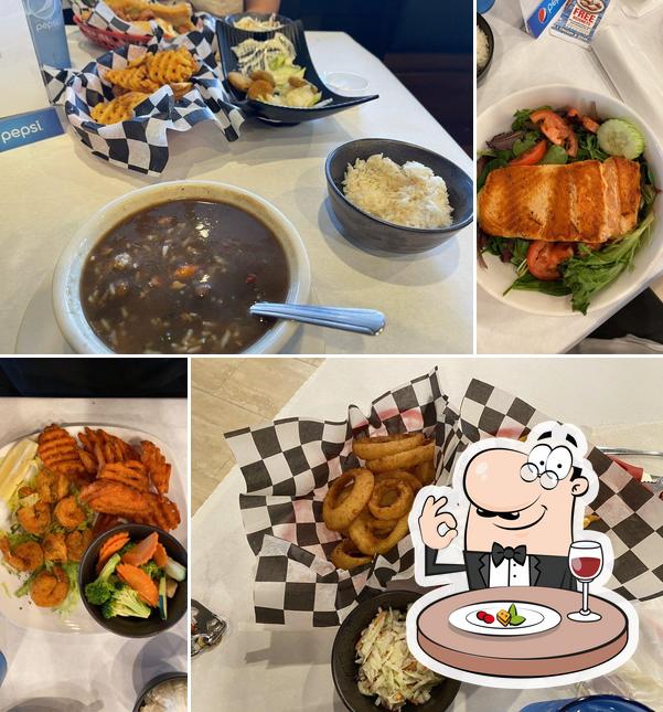 Holy Crab in Universal City Restaurant menu and reviews