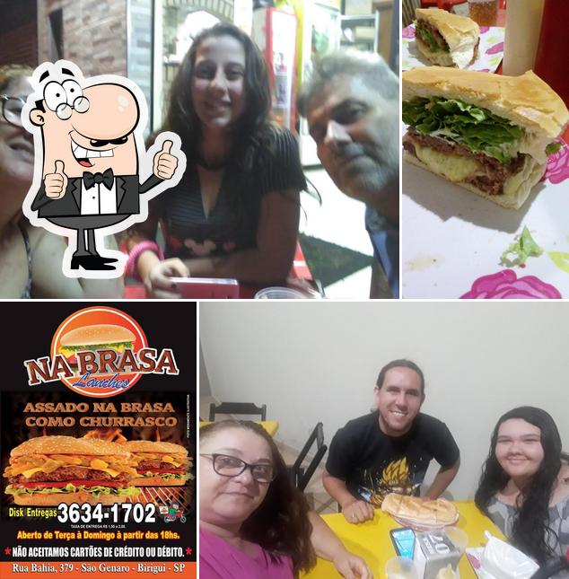 Look at the image of Na Brasa Lanches