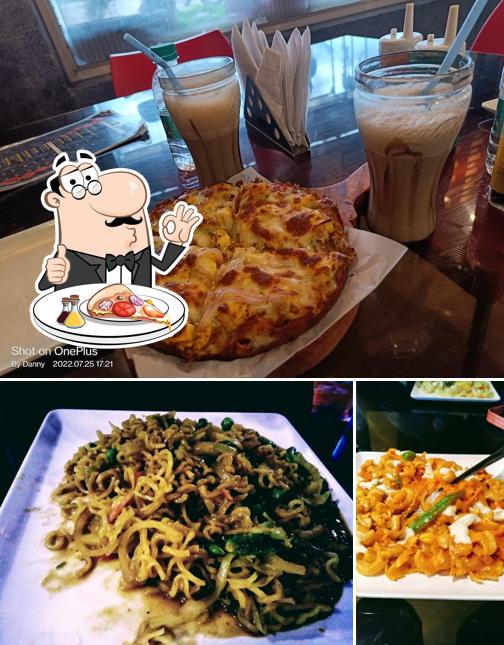 Pick pizza at Cafe 17