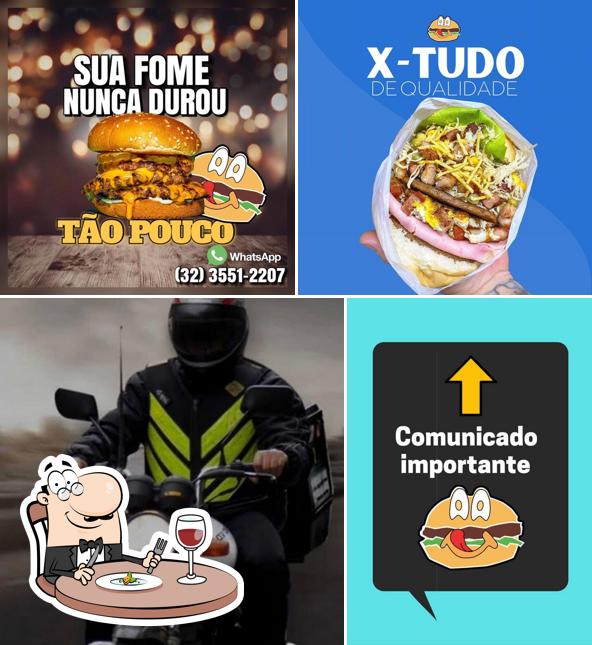 Comida em Help Night Lanches