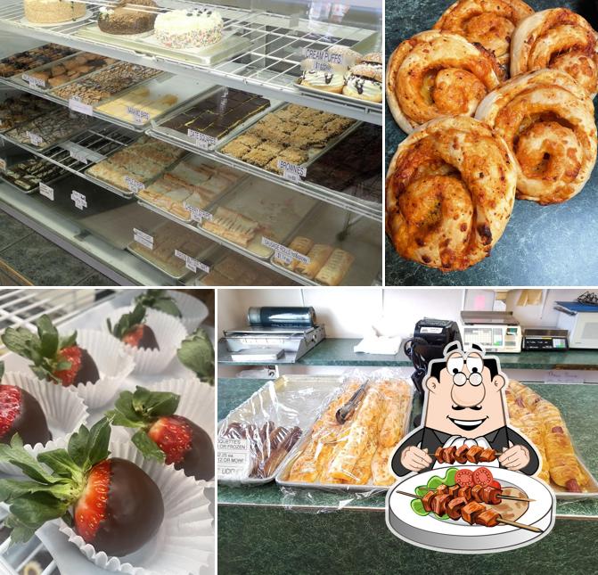 Mountain house bakery & cake art in Rocky Mountain House Restaurant