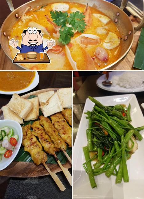 Food at Taling Pling Siam Paragon