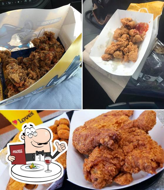 Chester's Chicken in Barstow Restaurant menu and reviews