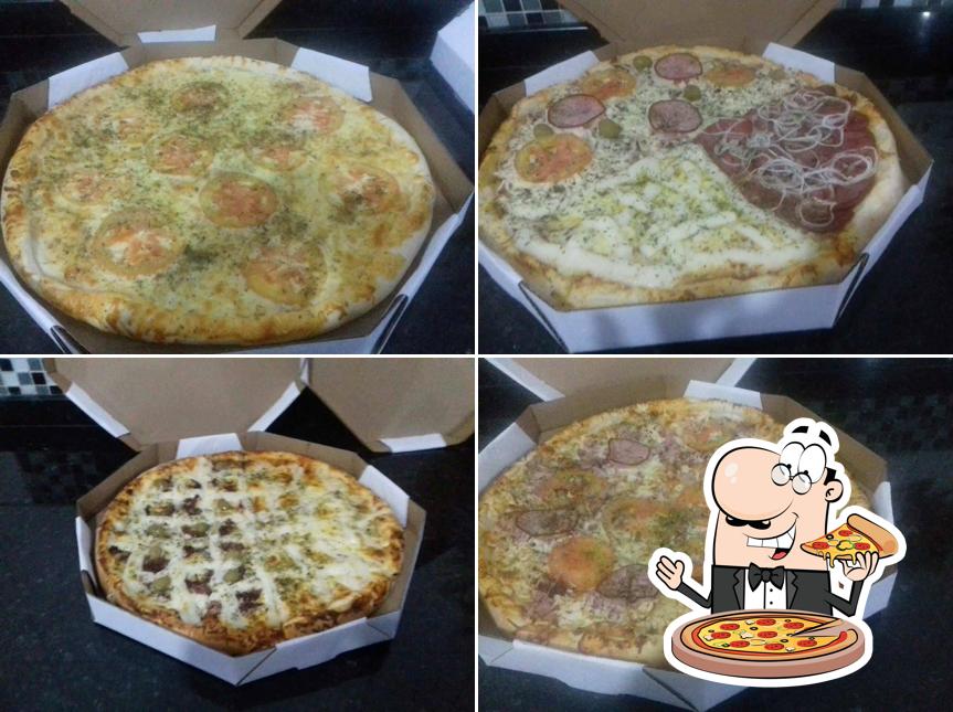 No Pizzaria La Cantinella, você pode pedir pizza