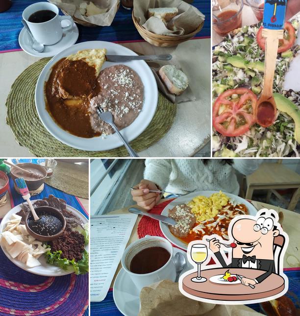 Еда в "Alma Mixteca Comida Oaxaqueña Galeria"