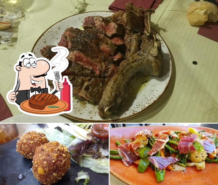 Elige un plato con carne en Restaurante La Taberna de Curro Castilla