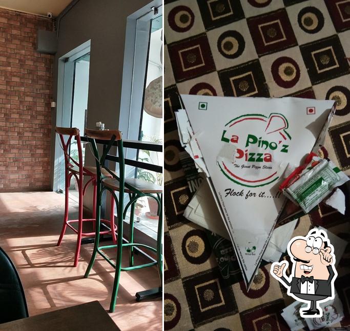Check out how La Pino'z Pizza looks inside