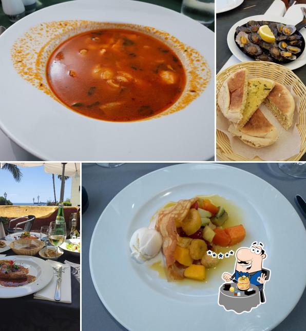 Еда в "Restaurante Cidade Velha"