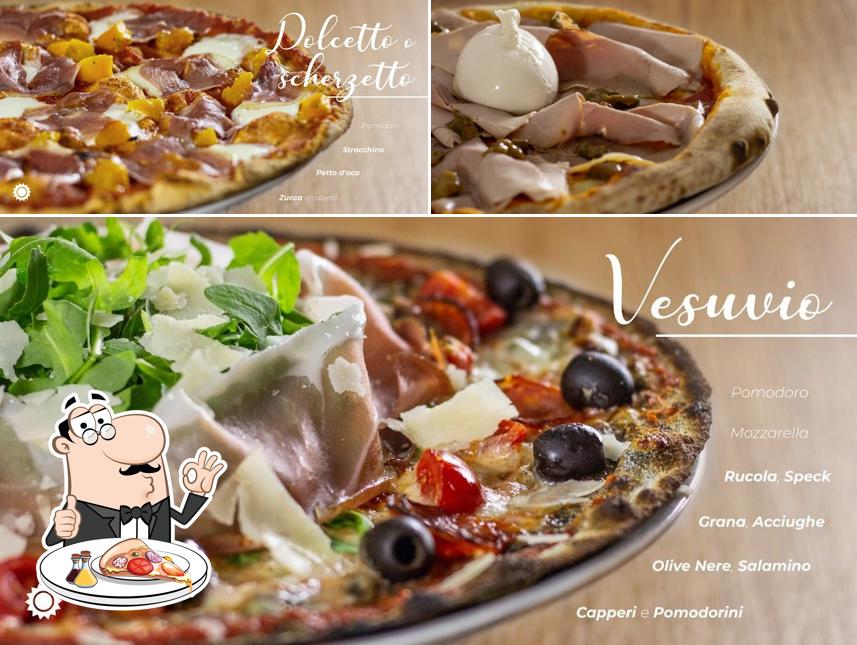 A Pizzeria Trattoria Al Sole - CHIUSO, puoi prenderti una bella pizza