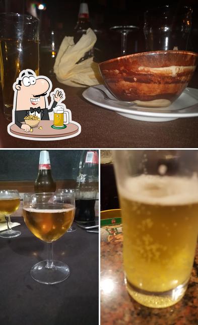 Puoi goderti un rinfrescante bicchiere di birra chiara o scura