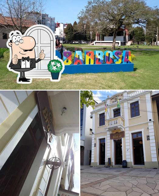 O exterior do Café Brasil