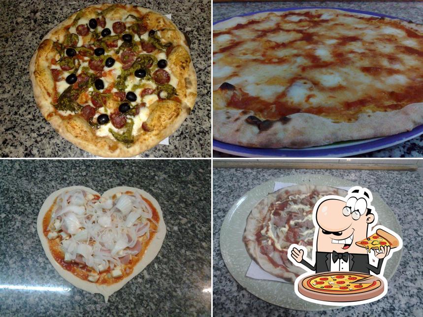 Ordina tra le svariate varianti di pizza