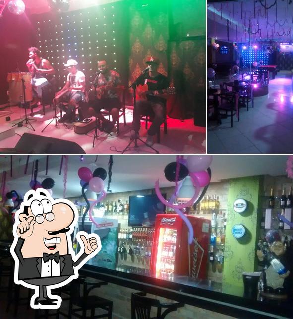 O interior do Castelo Club