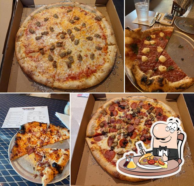 Dough Pizzeria in Opelika Restaurant menu and reviews