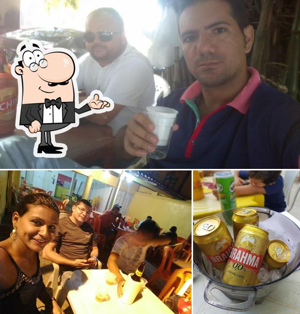 O interior do Bar fim de tarde