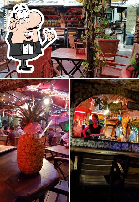 Cuckoo Coconuts in Honolulu Restaurant menu and reviews