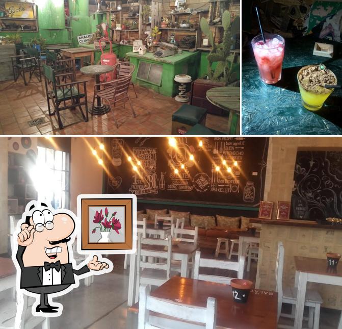 Estas son las fotos que muestran interior y bebida en Vidón – ʙᴀʀ [Alta Córdoba]