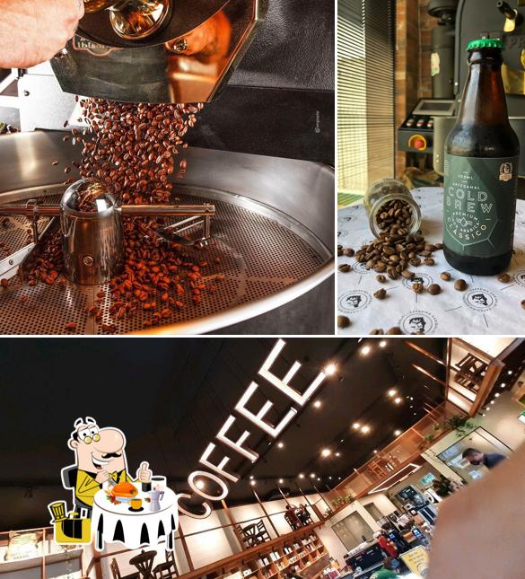 A imagem do Cafeeira Garibaldi - Cafés Especiais’s comida e interior