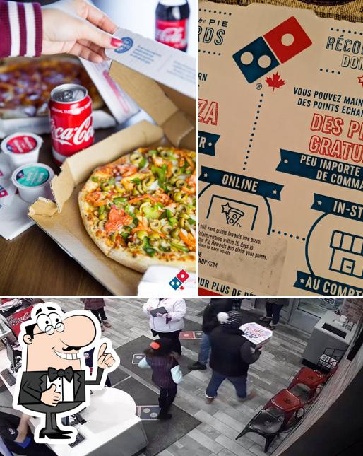 Regarder la photo de Domino's Pizza