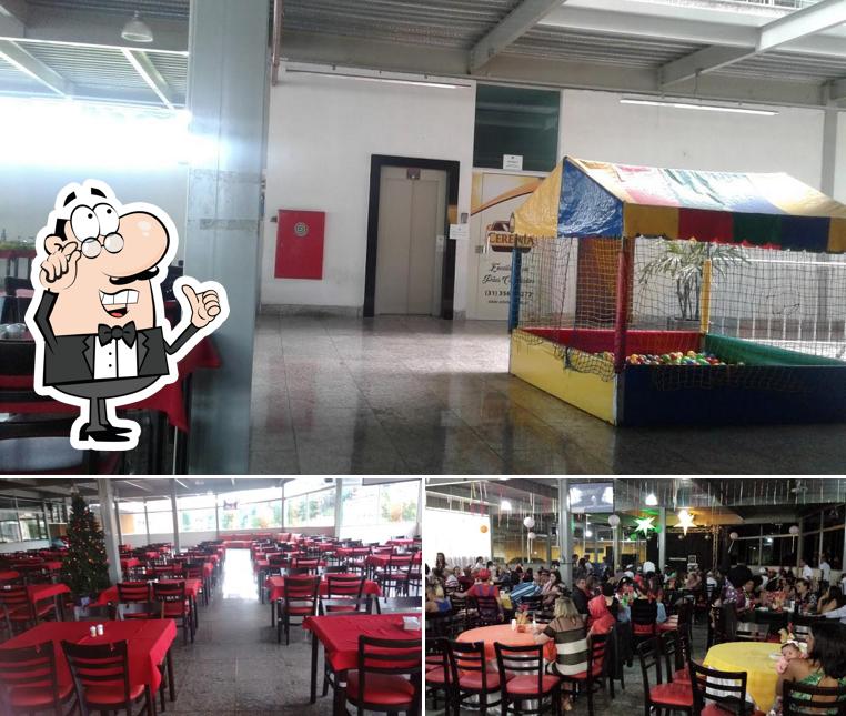 Veja imagens do interior do 4 Estações Grill