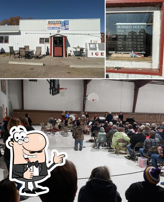 Iroquois Community Store and Cafe in Iroquois Restaurant reviews