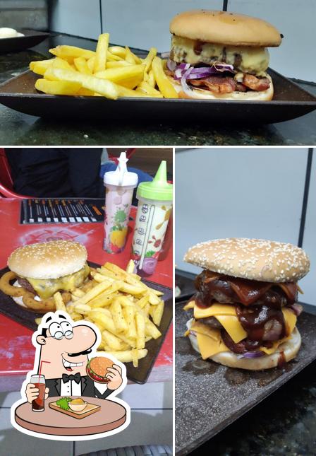Peça um hambúrguer no panda burguer
