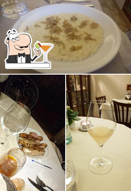 The image of La Dolcenoteca’s drink and food