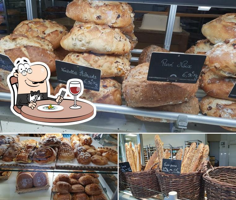 Plats à Boulanger Pâtissier "Le Moulin des Pierres Caen""