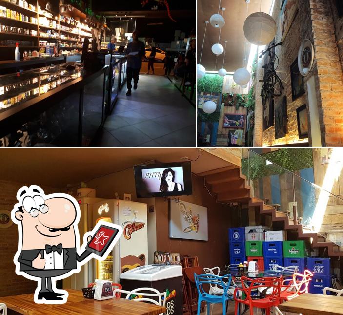 O exterior do 4 Eat Burger Bar -Restaurante , Hamburgueria e Bar -Pinheiros