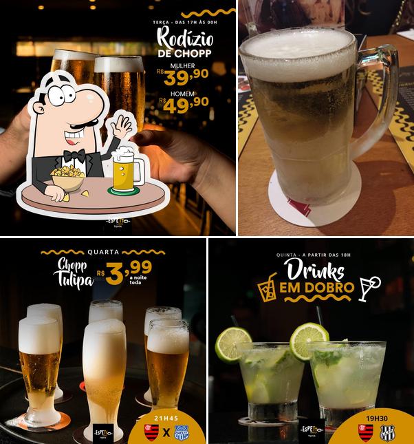 Peça um copo de cerveja leve ou escura