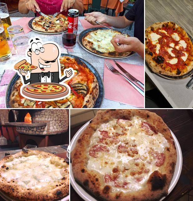 Scegli tra le svariate varianti di pizza
