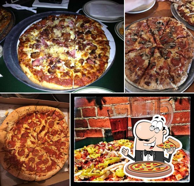 Hounddog's Pizza in Columbus Restaurant menu and reviews
