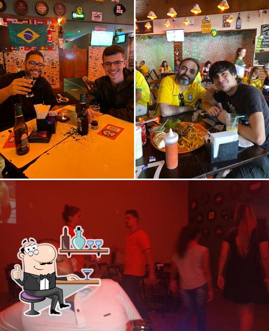 Veja imagens do interior do Fuxico Bar